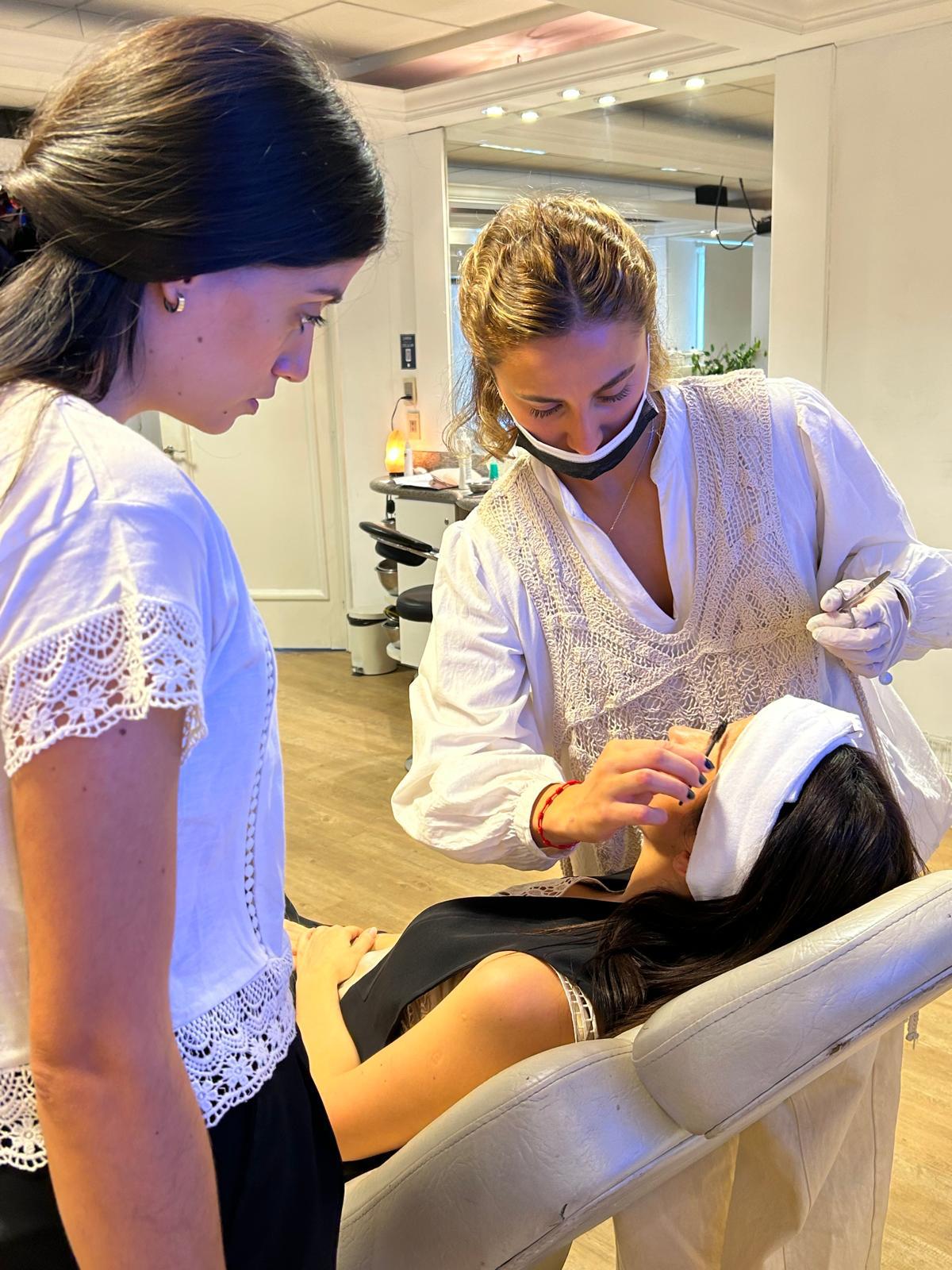 Taller de Cejas Perfectas - galería 2