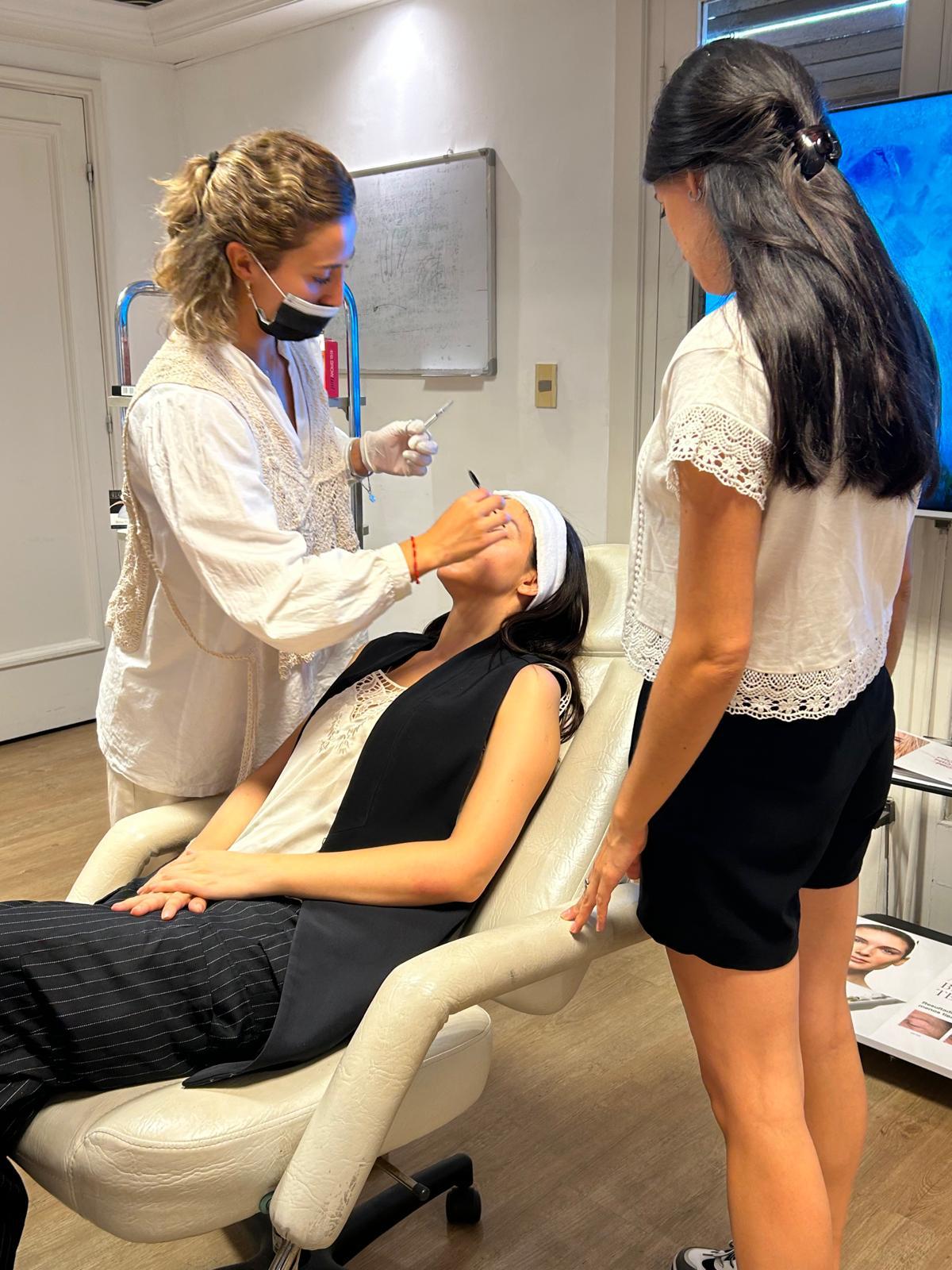 Taller de Cejas Perfectas - galería 3
